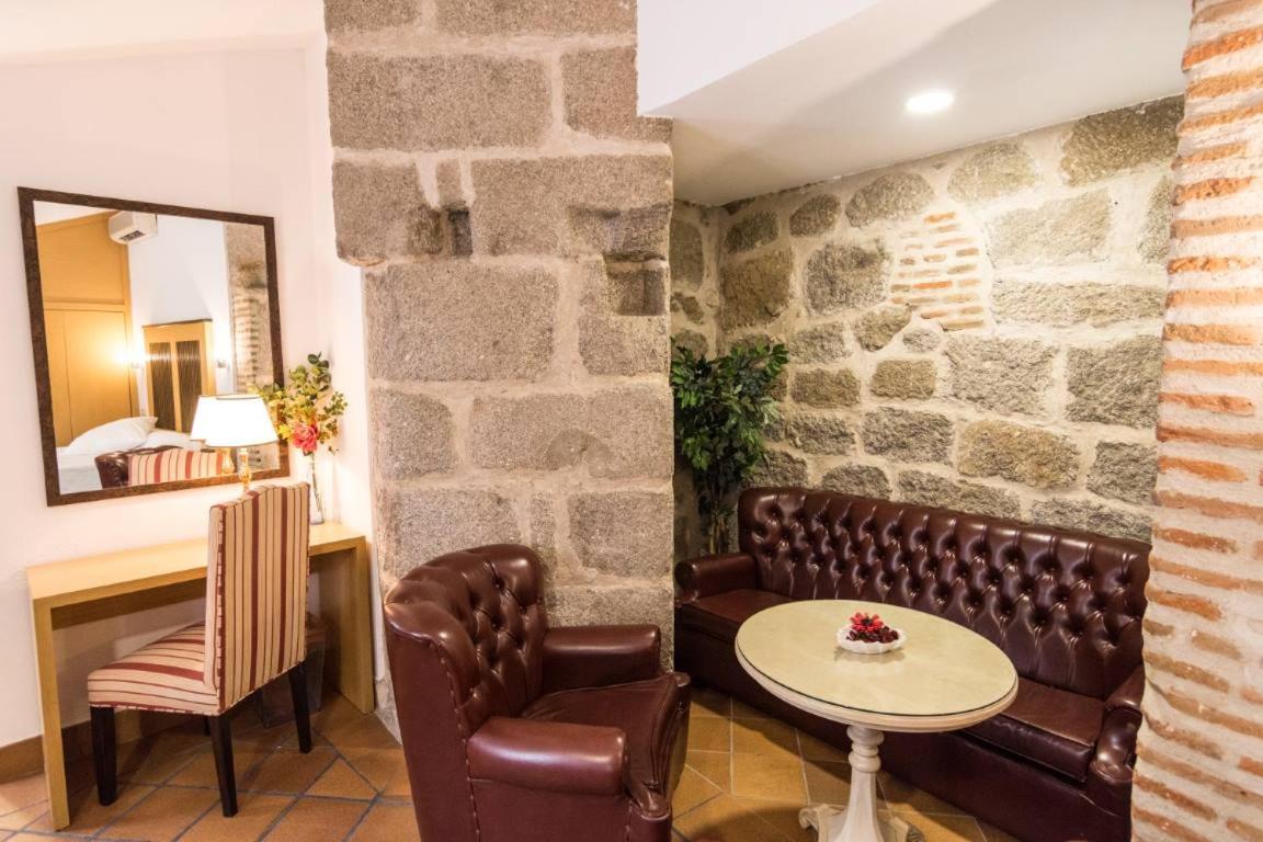 Antika Snoga Hotel Ávila Exterior photo